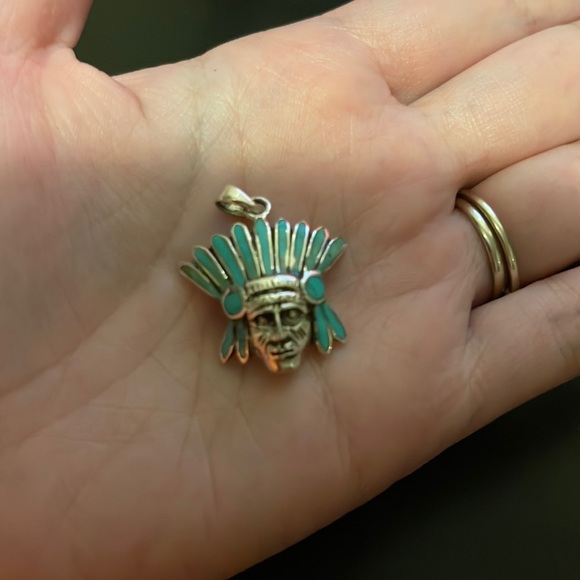 Jewelry - Native American Chief Necklace Head Piece Turquoise Color